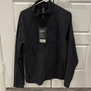 Lululemon men’s expeditionist jacket in black color size medium
